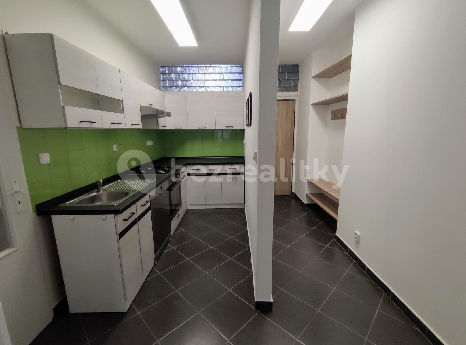 Pronájem bytu 1+1 48 m², Koperníkova, Plzeň, Plzeňský kraj Pronájem bytu 1+1 48 m², Koperníkova, Plzeň, Plzeňský kraj