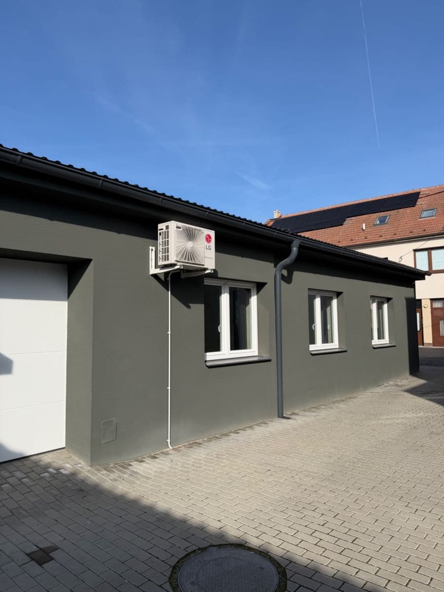 Pronájem kanceláře 56 m², Drahy, Uherské Hradiště, Zlínský kraj Pronájem kanceláře 56 m², Drahy, Uherské Hradiště, Zlínský kraj