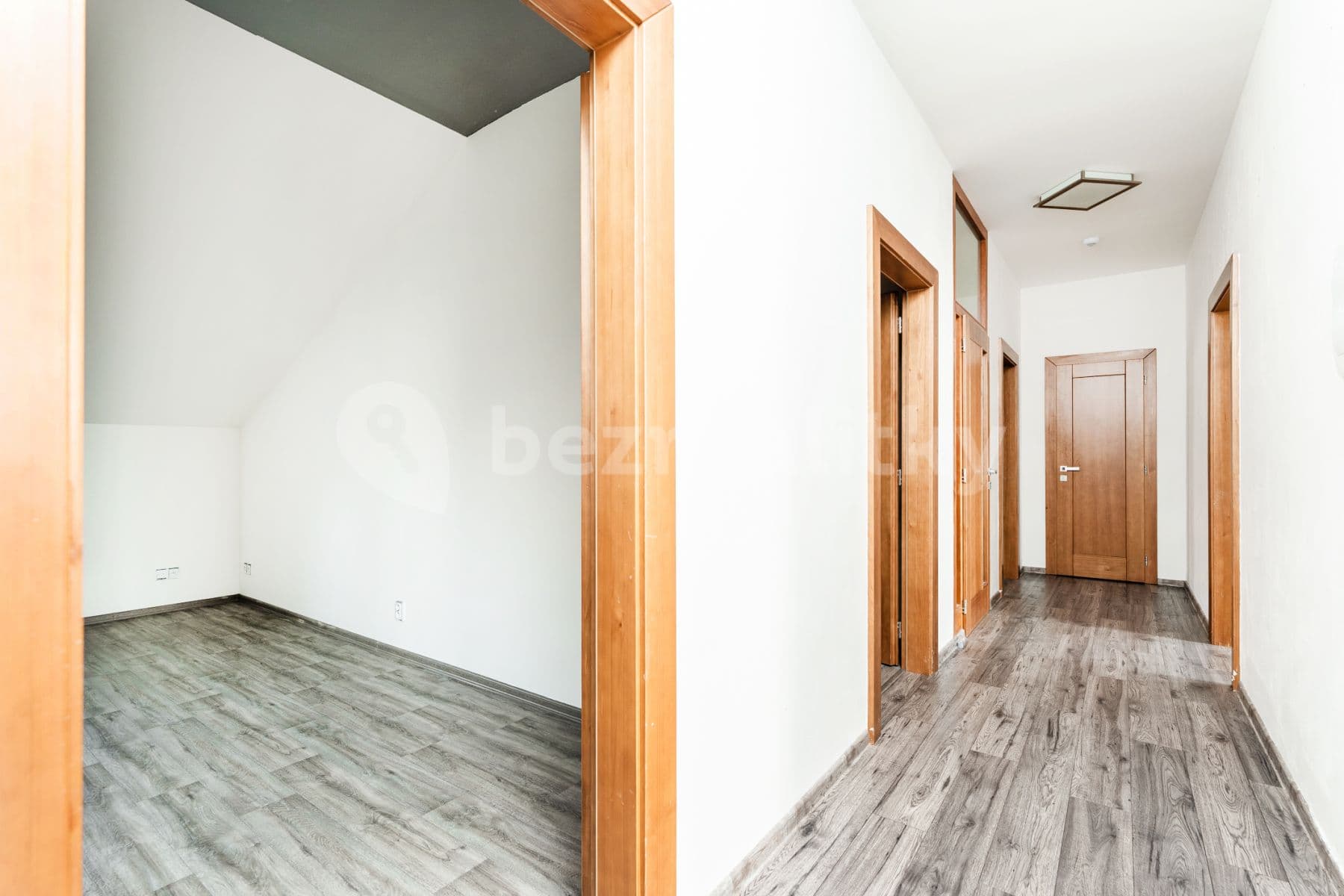 Pronájem bytu 4+1 113 m², Miličín, Středočeský kraj Pronájem bytu 4+1 113 m², Miličín, Středočeský kraj