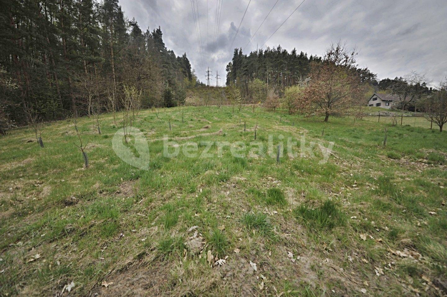 Prodej pozemku 2.948 m², Újezd pod Troskami, Královéhradecký kraj