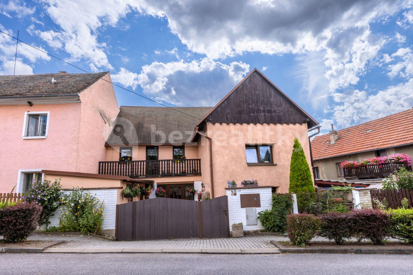Prodej domu 192 m², pozemek 378 m², Dušníky, Ústecký kraj