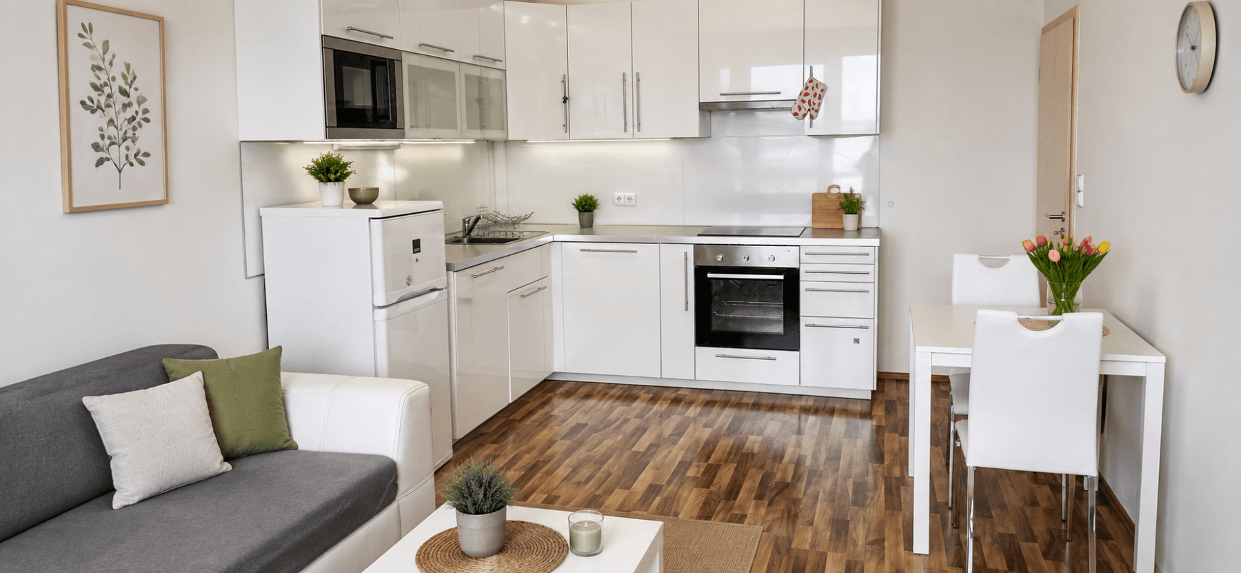 Pronájem bytu 2+kk 60 m², náměstí Junkových, Praha, Praha Pronájem bytu 2+kk 60 m², náměstí Junkových, Praha, Praha
