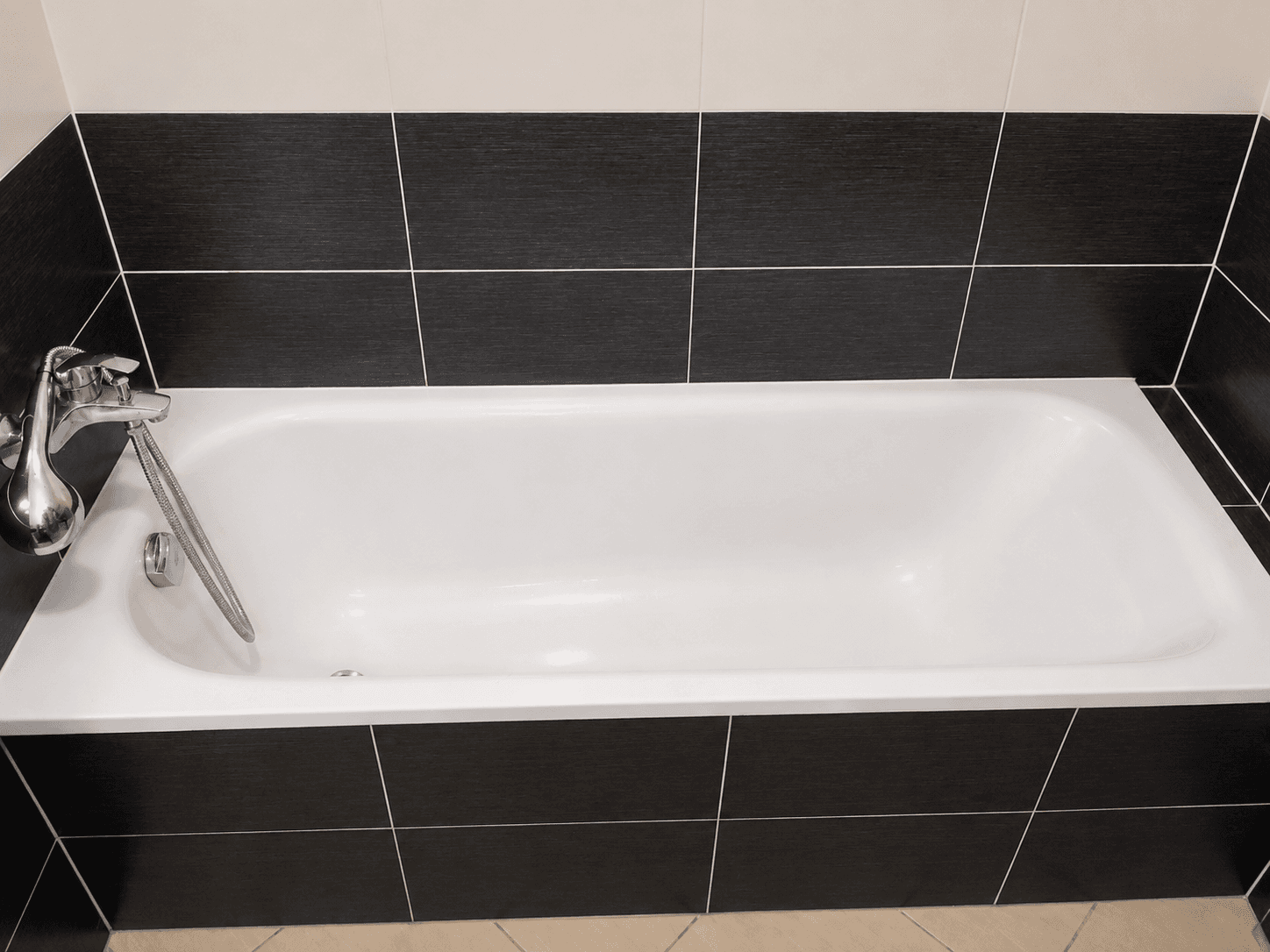 Pronájem bytu 2+kk 60 m², náměstí Junkových, Praha, Praha Pronájem bytu 2+kk 60 m², náměstí Junkových, Praha, Praha