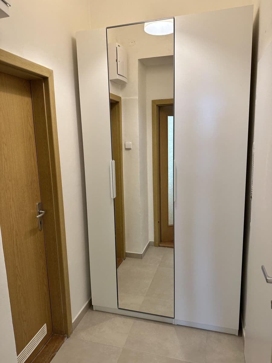 Pronájem bytu 2+kk 40 m², Hartigova, Praha, Praha Pronájem bytu 2+kk 40 m², Hartigova, Praha, Praha