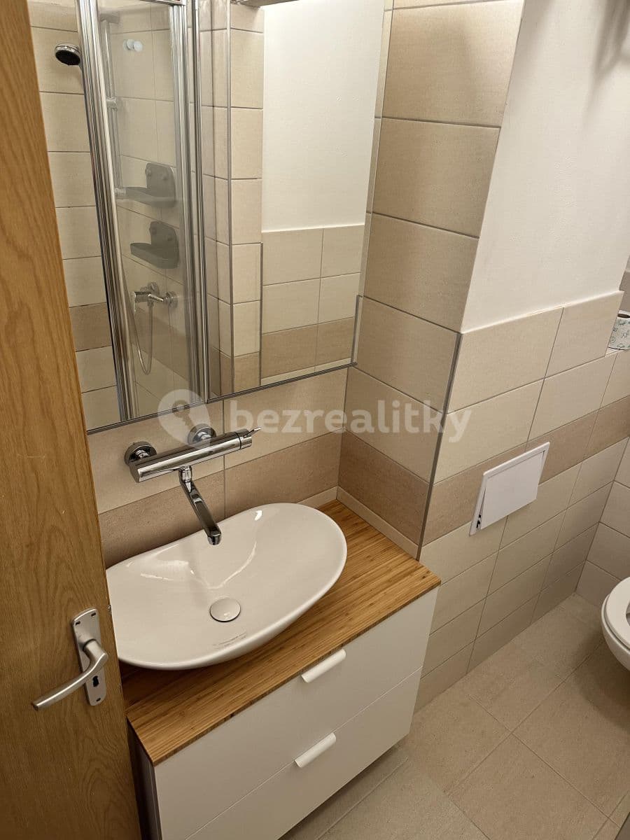 Pronájem bytu 2+kk 40 m², Hartigova, Praha, Praha Pronájem bytu 2+kk 40 m², Hartigova, Praha, Praha