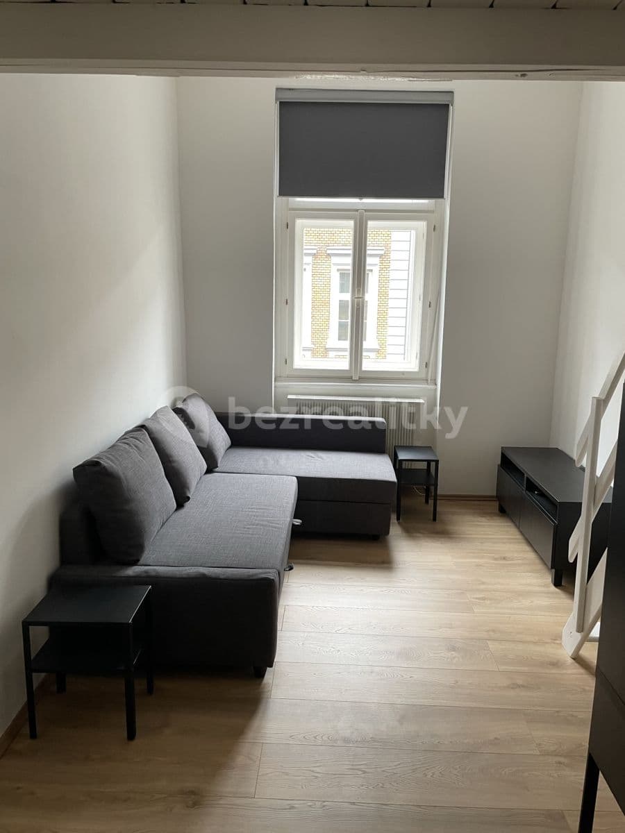 Pronájem bytu 1+1 38 m², Duškova, Praha, Praha Pronájem bytu 1+1 38 m², Duškova, Praha, Praha