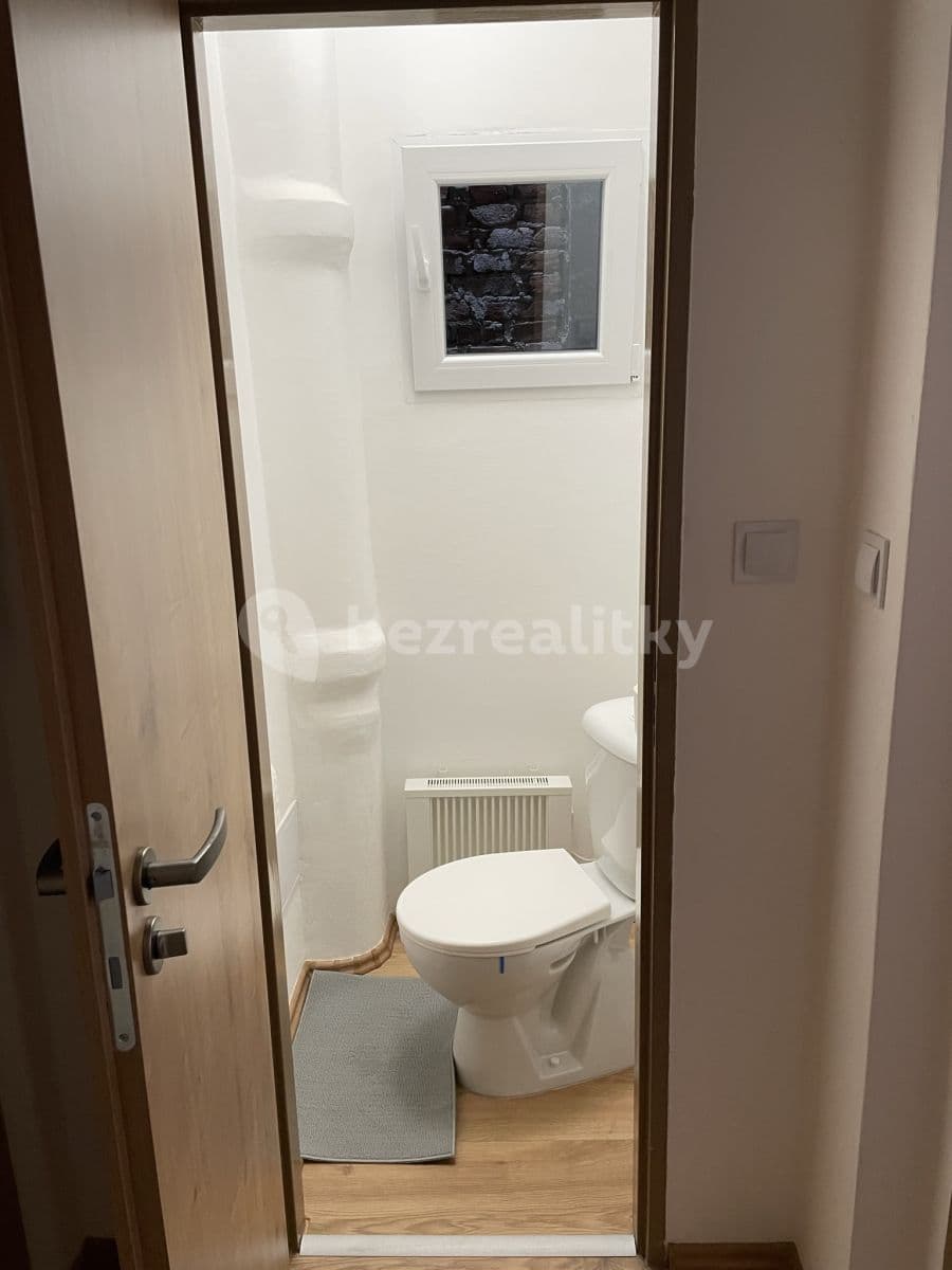 Pronájem bytu 1+1 38 m², Duškova, Praha, Praha Pronájem bytu 1+1 38 m², Duškova, Praha, Praha