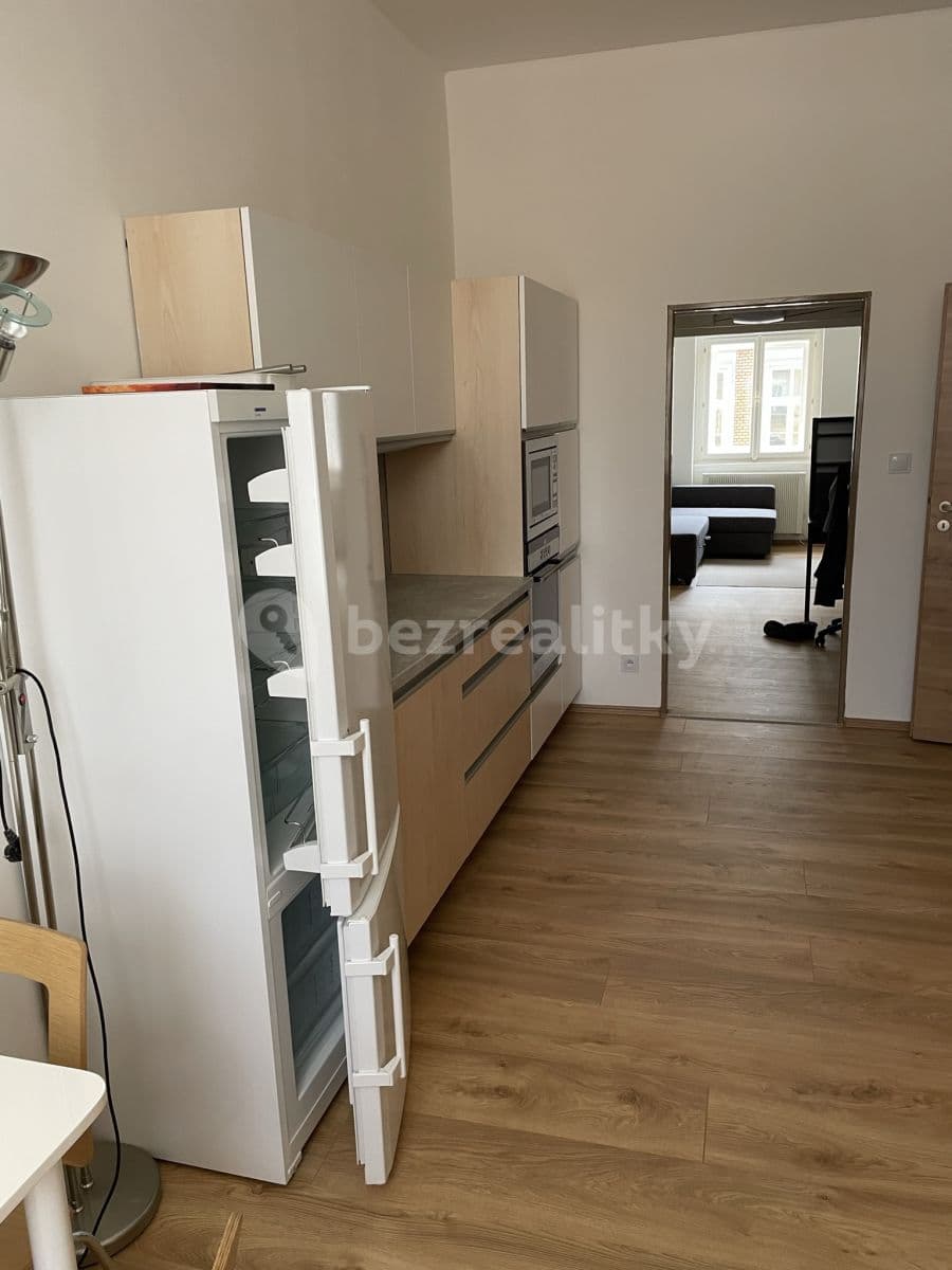 Pronájem bytu 1+1 38 m², Duškova, Praha, Praha Pronájem bytu 1+1 38 m², Duškova, Praha, Praha