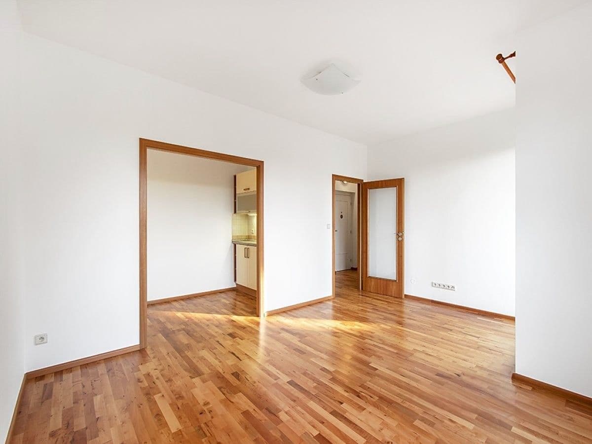 Prodej bytu 2+kk 50 m², Tavolníková, Praha, Praha Prodej bytu 2+kk 50 m², Tavolníková, Praha, Praha