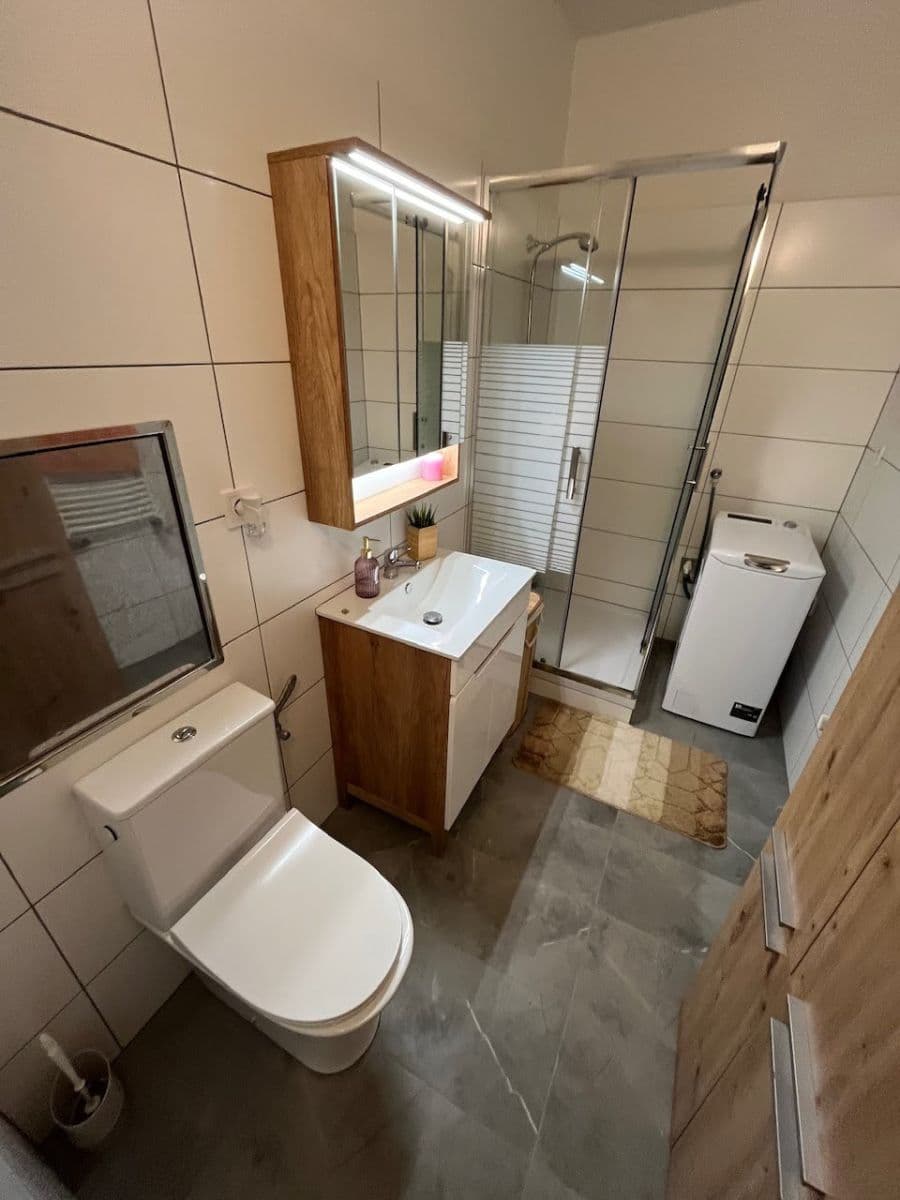 Prodej bytu 2+kk 50 m², Tavolníková, Praha, Praha Prodej bytu 2+kk 50 m², Tavolníková, Praha, Praha