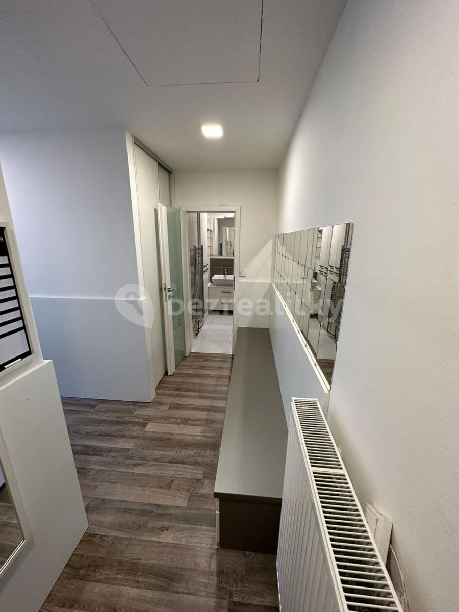 Pronájem bytu 2+kk 46 m², Ruská, Praha, Praha Pronájem bytu 2+kk 46 m², Ruská, Praha, Praha