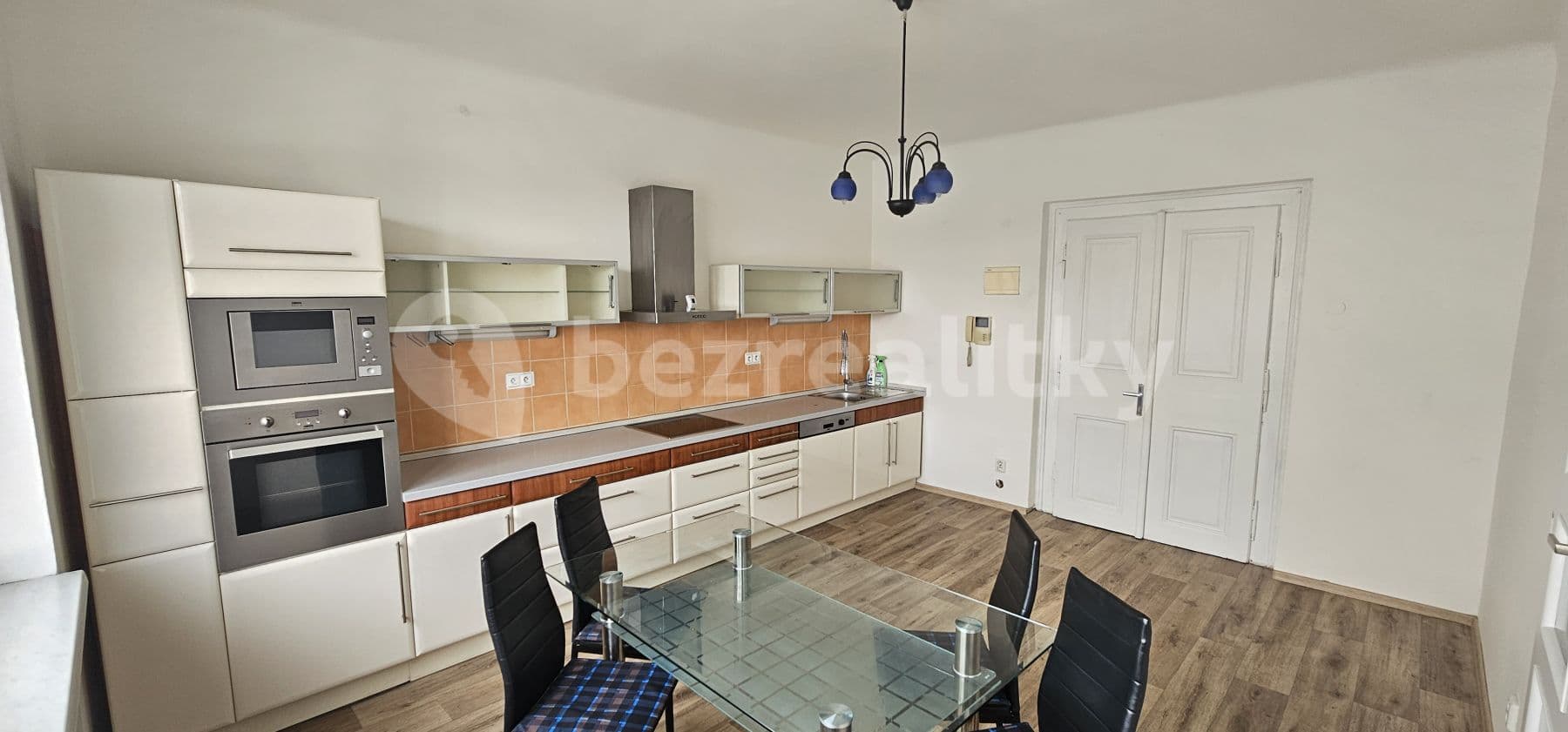 Pronájem bytu 3+kk 72 m², gen. Klapálka, Kladno, Středočeský kraj Pronájem bytu 3+kk 72 m², gen. Klapálka, Kladno, Středočeský kraj