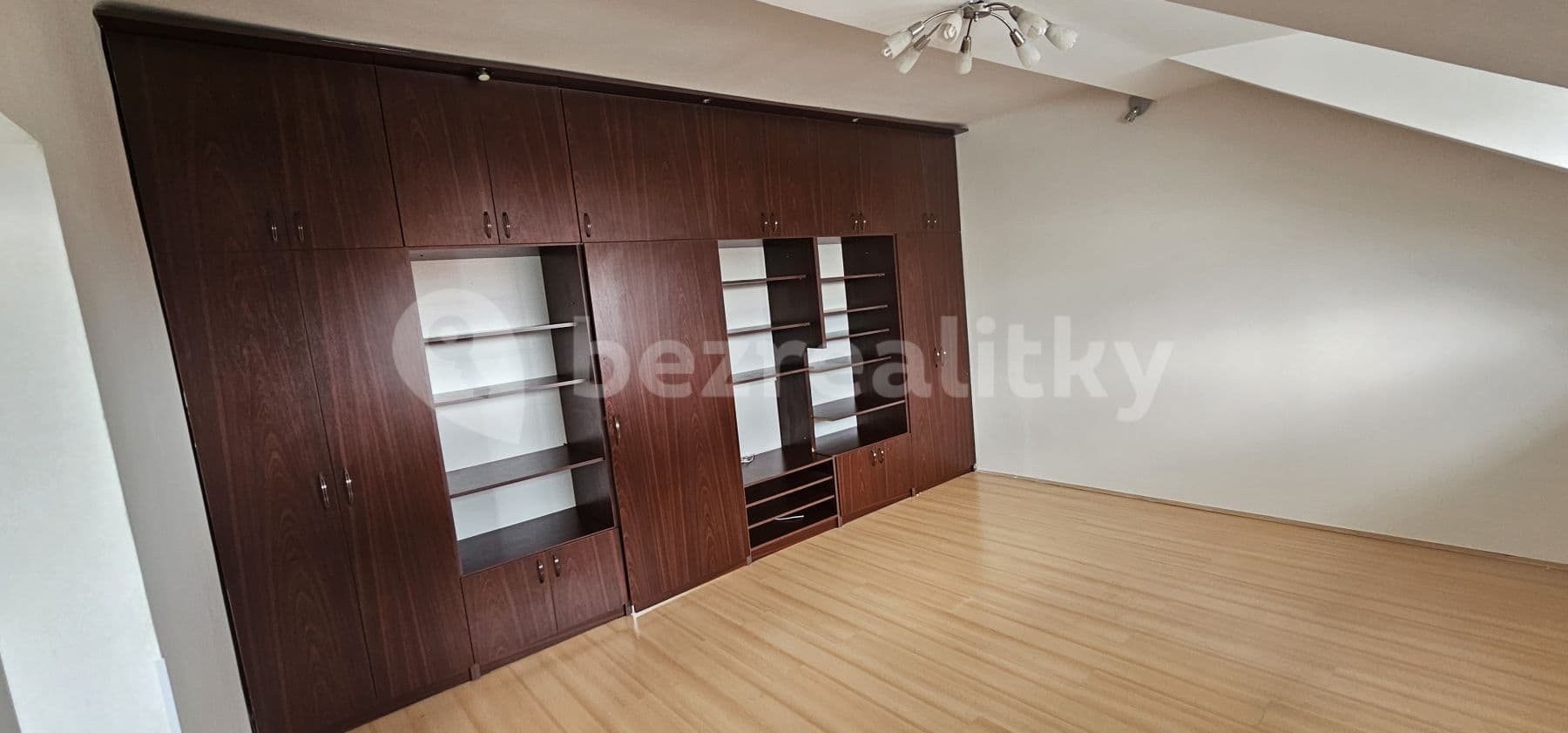 Pronájem bytu 3+kk 72 m², gen. Klapálka, Kladno, Středočeský kraj Pronájem bytu 3+kk 72 m², gen. Klapálka, Kladno, Středočeský kraj