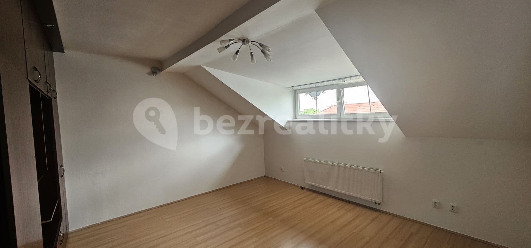Pronájem bytu 3+kk 72 m², gen. Klapálka, Kladno, Středočeský kraj Pronájem bytu 3+kk 72 m², gen. Klapálka, Kladno, Středočeský kraj