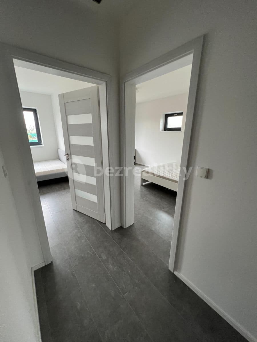 Pronájem domu 135 m², pozemek 250 m², Západní, Klíčany, Středočeský kraj Pronájem domu 135 m², pozemek 250 m², Západní, Klíčany, Středočeský kraj
