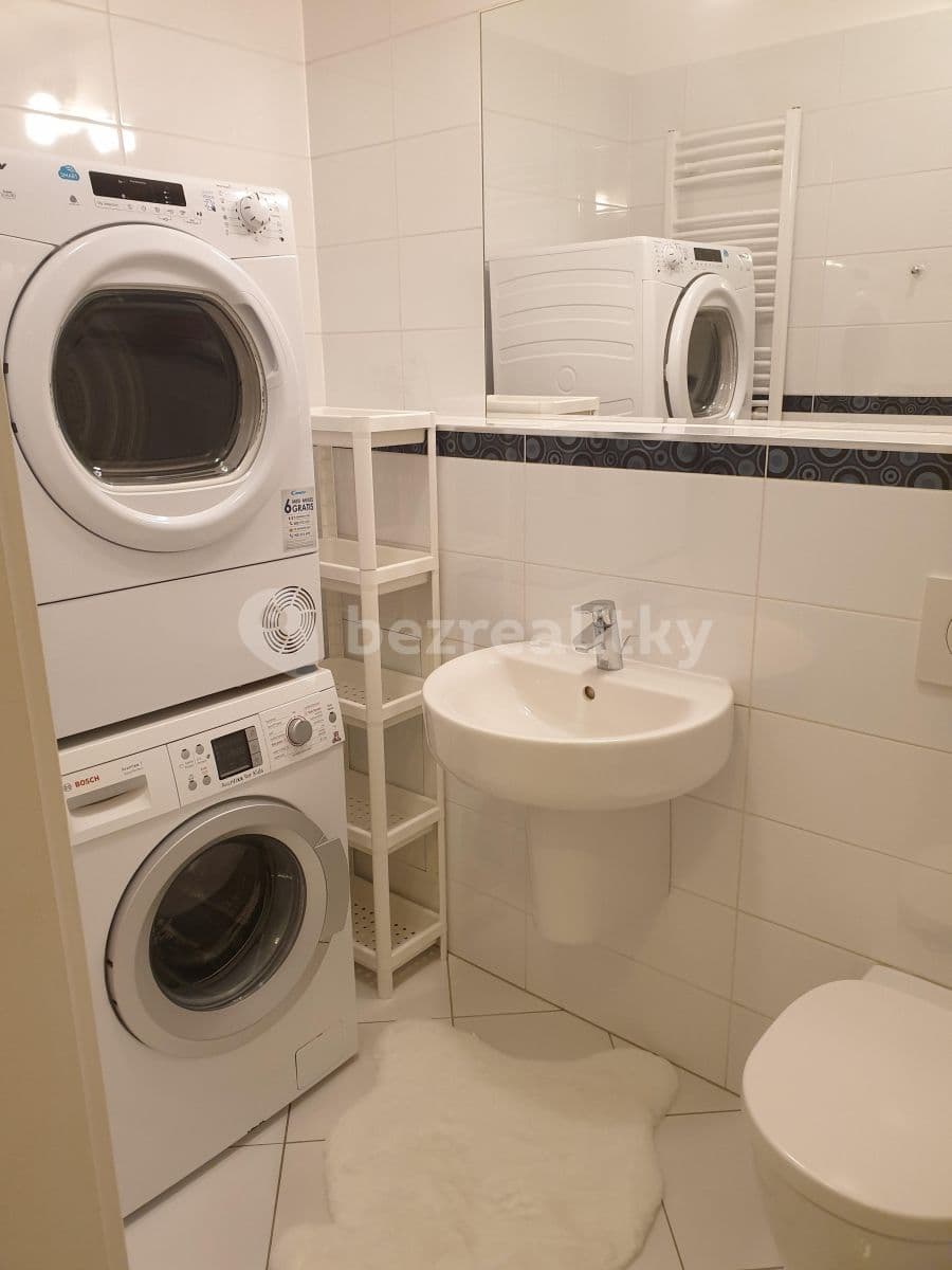 Pronájem bytu 1+kk 27 m², Zakšínská, Praha, Praha Pronájem bytu 1+kk 27 m², Zakšínská, Praha, Praha