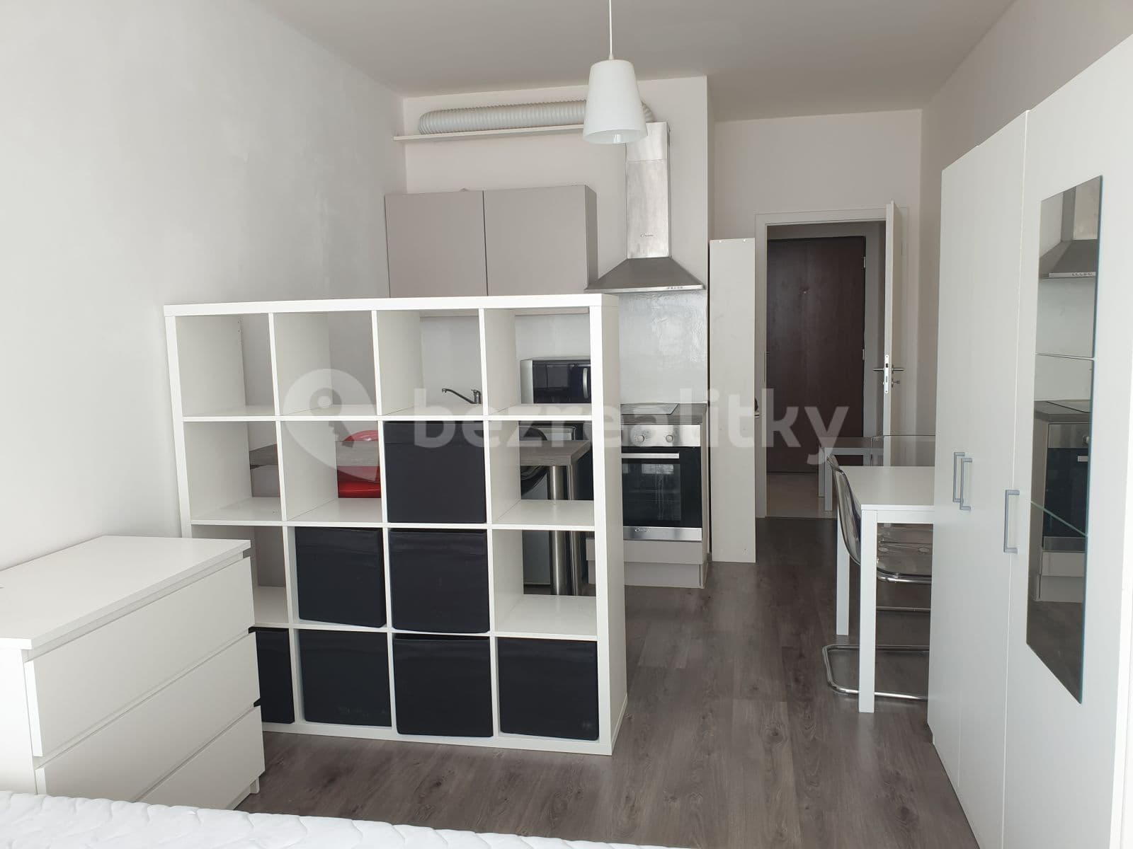 Pronájem bytu 1+kk 27 m², Zakšínská, Praha, Praha Pronájem bytu 1+kk 27 m², Zakšínská, Praha, Praha