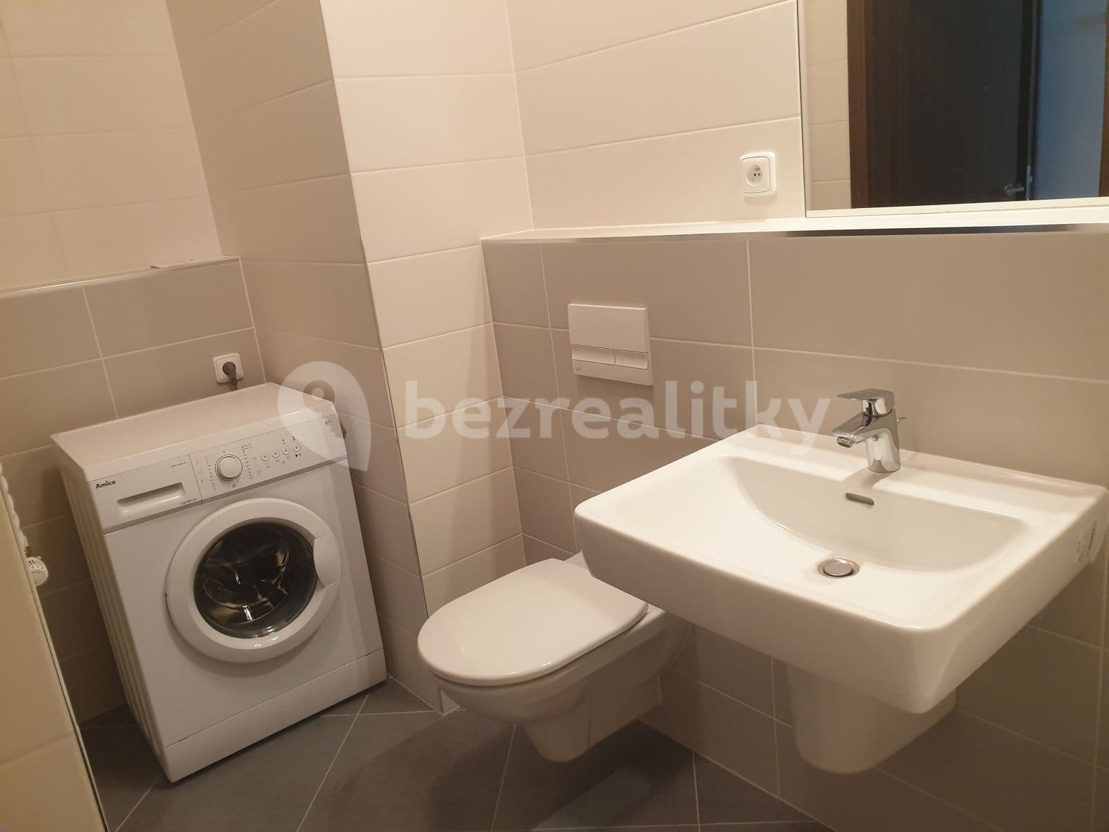 Pronájem bytu 1+kk 26 m², Vítové, Praha, Praha Pronájem bytu 1+kk 26 m², Vítové, Praha, Praha