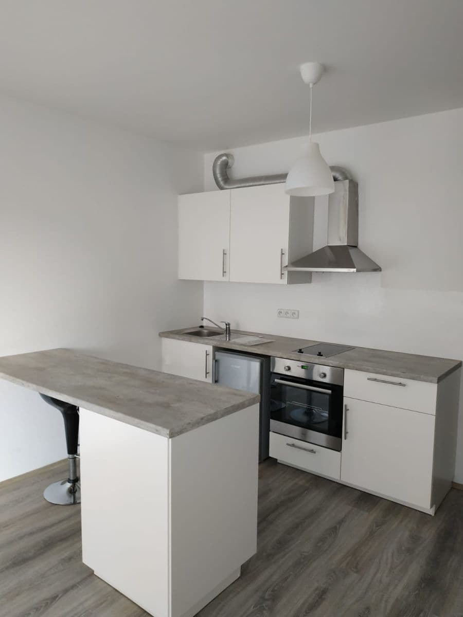 Pronájem bytu 1+kk 31 m², Honzíkova, Praha, Praha Pronájem bytu 1+kk 31 m², Honzíkova, Praha, Praha