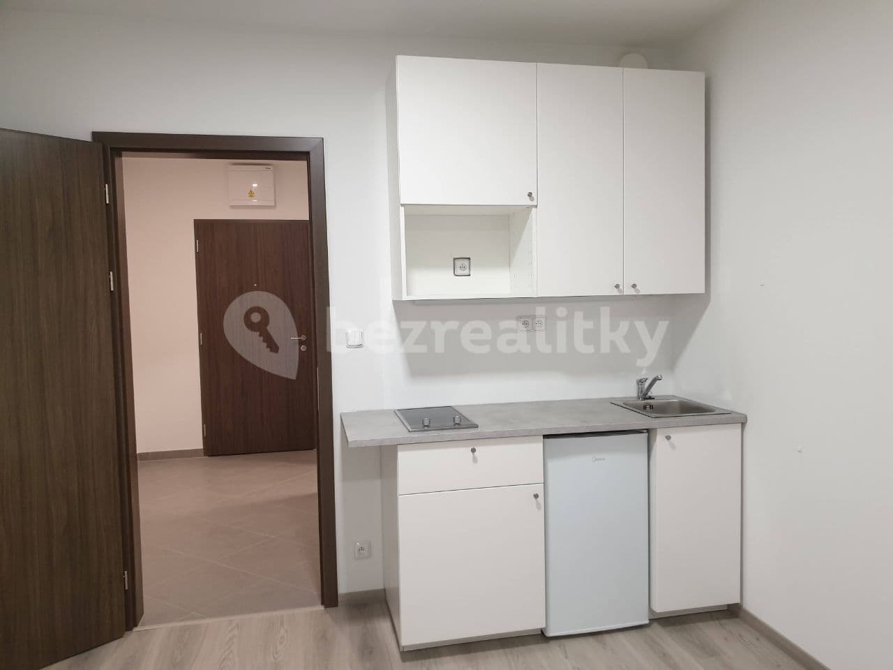 Pronájem bytu 1+kk 32 m², Františka Jansy, Praha, Praha Pronájem bytu 1+kk 32 m², Františka Jansy, Praha, Praha