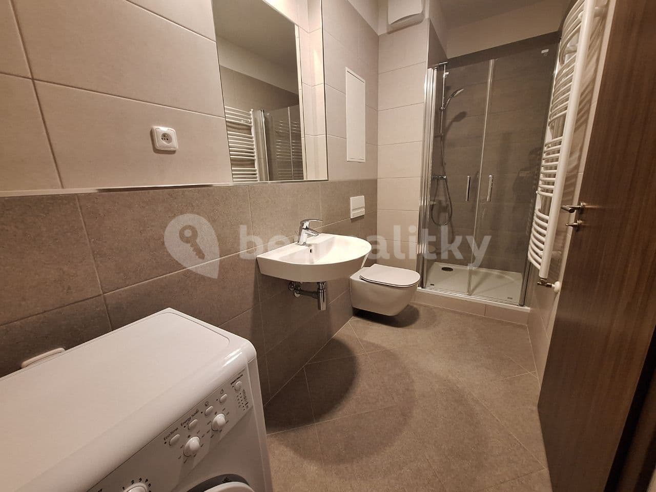 Pronájem bytu 1+kk 32 m², Františka Jansy, Praha, Praha Pronájem bytu 1+kk 32 m², Františka Jansy, Praha, Praha