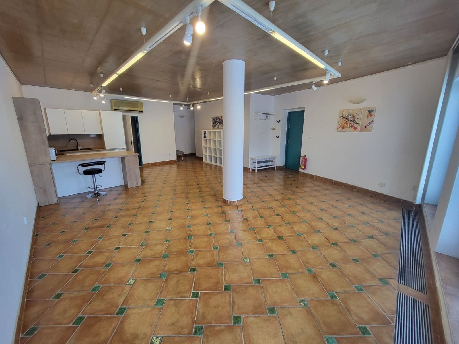 Pronájem bytu 1+kk 67 m², Minská, Brno, Jihomoravský kraj Pronájem bytu 1+kk 67 m², Minská, Brno, Jihomoravský kraj
