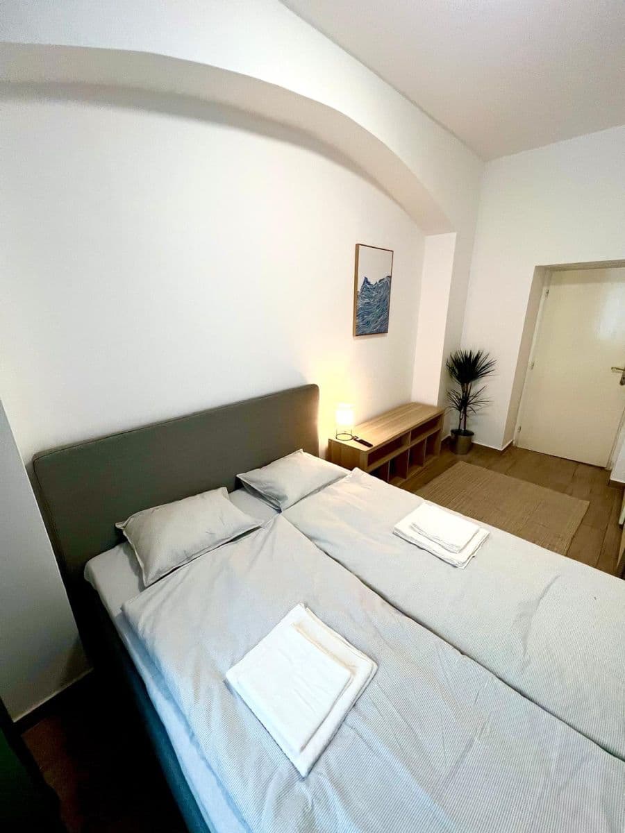 Pronájem bytu 2+kk 49 m², Holečkova, Praha, Praha Pronájem bytu 2+kk 49 m², Holečkova, Praha, Praha