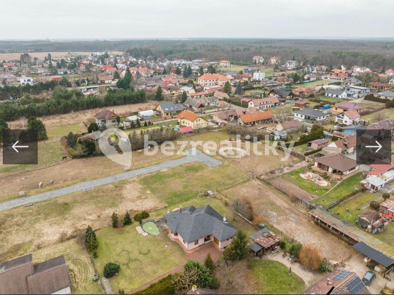 Prodej pozemku 906 m², Nový Vestec, Středočeský kraj