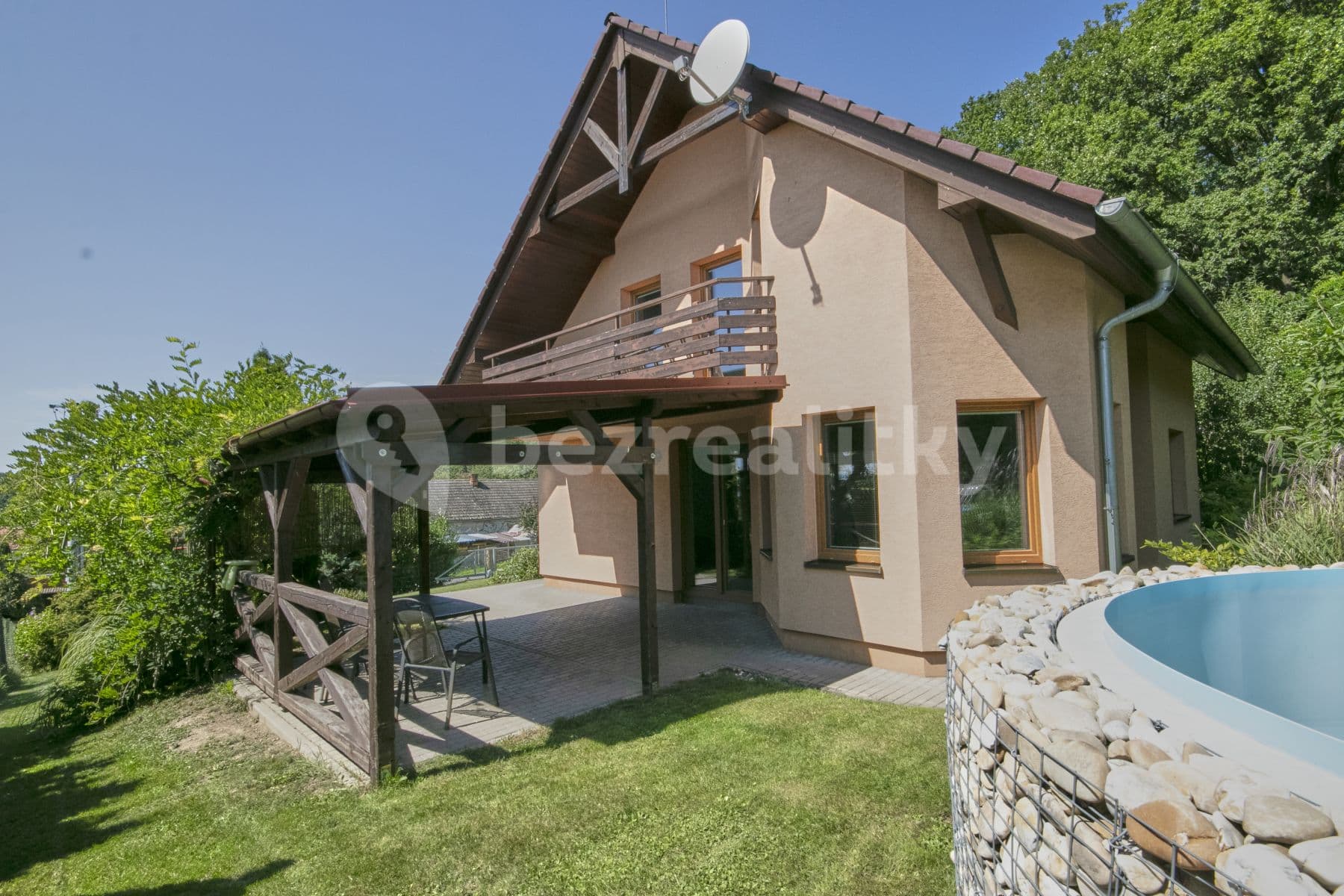 Pronájem domu 140 m², pozemek 1.200 m², Na Pavelce, Zlín, Zlínský kraj Pronájem domu 140 m², pozemek 1.200 m², Na Pavelce, Zlín, Zlínský kraj