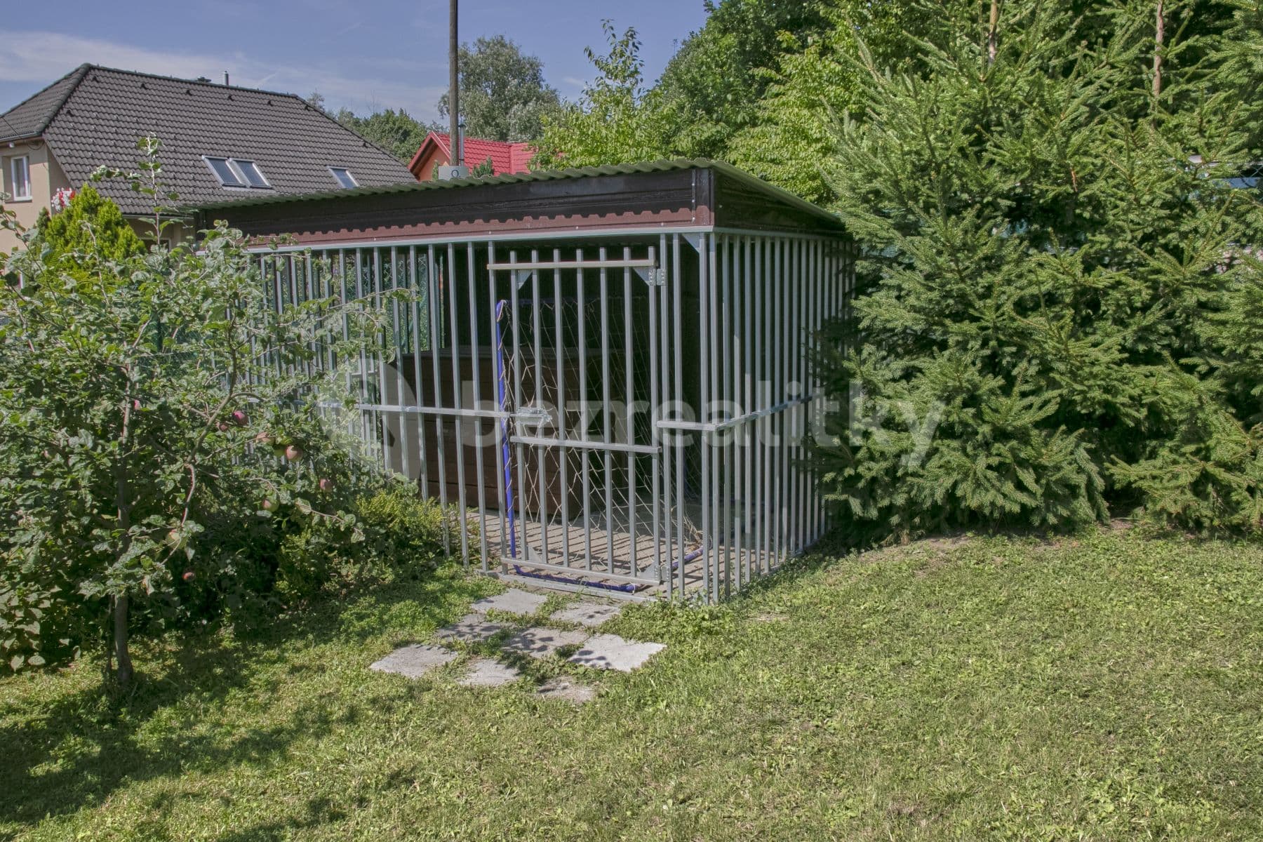 Pronájem domu 140 m², pozemek 1.200 m², Na Pavelce, Zlín, Zlínský kraj Pronájem domu 140 m², pozemek 1.200 m², Na Pavelce, Zlín, Zlínský kraj