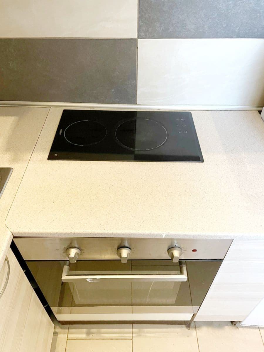 Pronájem bytu 1+kk 30 m², Prostřední, Praha, Praha Pronájem bytu 1+kk 30 m², Prostřední, Praha, Praha