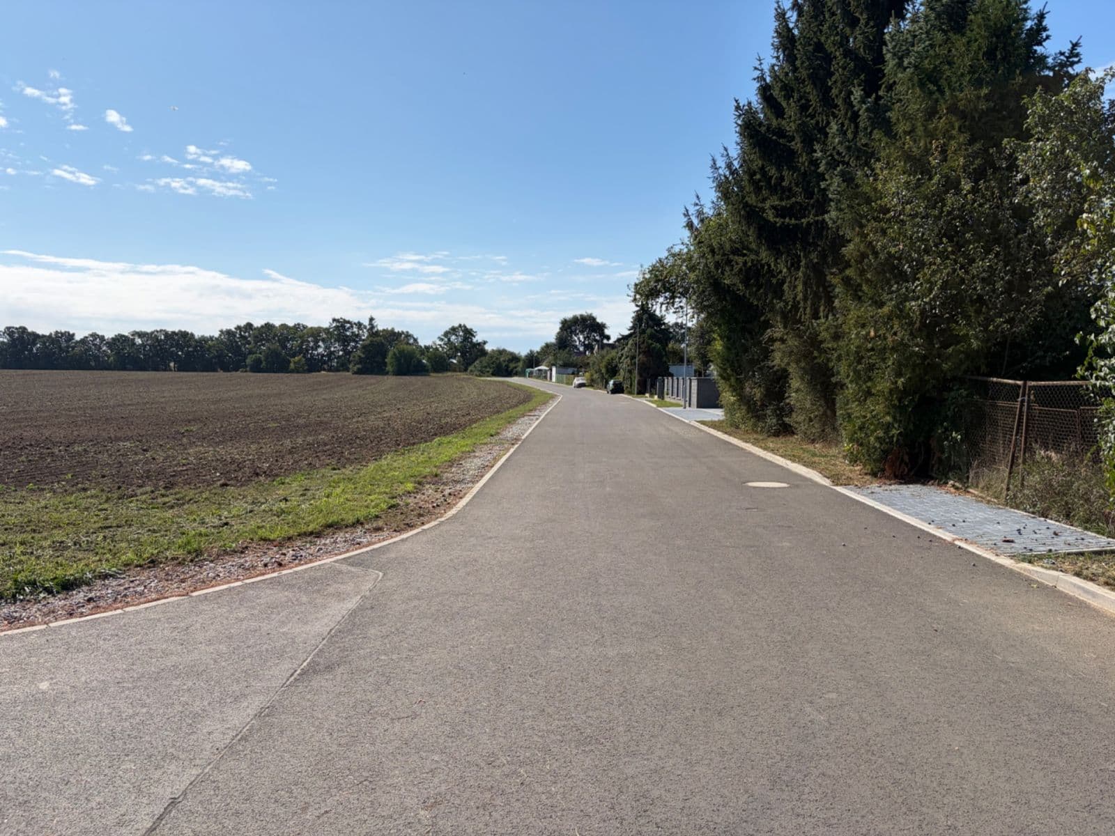 Prodej pozemku 1.165 m², Ke Trati, Pavlov, Středočeský kraj Prodej pozemku 1.165 m², Ke Trati, Pavlov, Středočeský kraj
