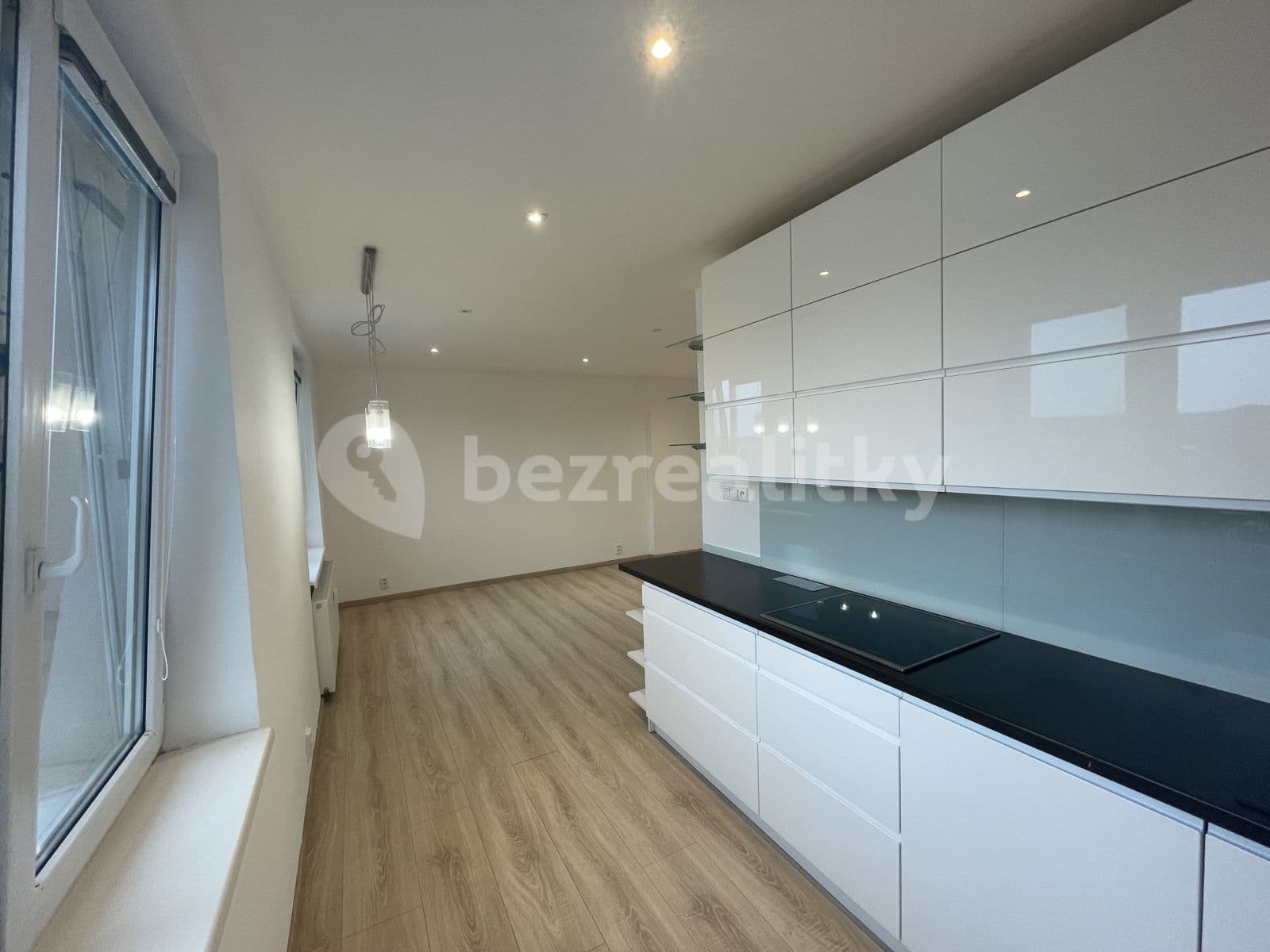 Pronájem bytu 2+kk 50 m², Zelenečská, Praha, Praha Pronájem bytu 2+kk 50 m², Zelenečská, Praha, Praha