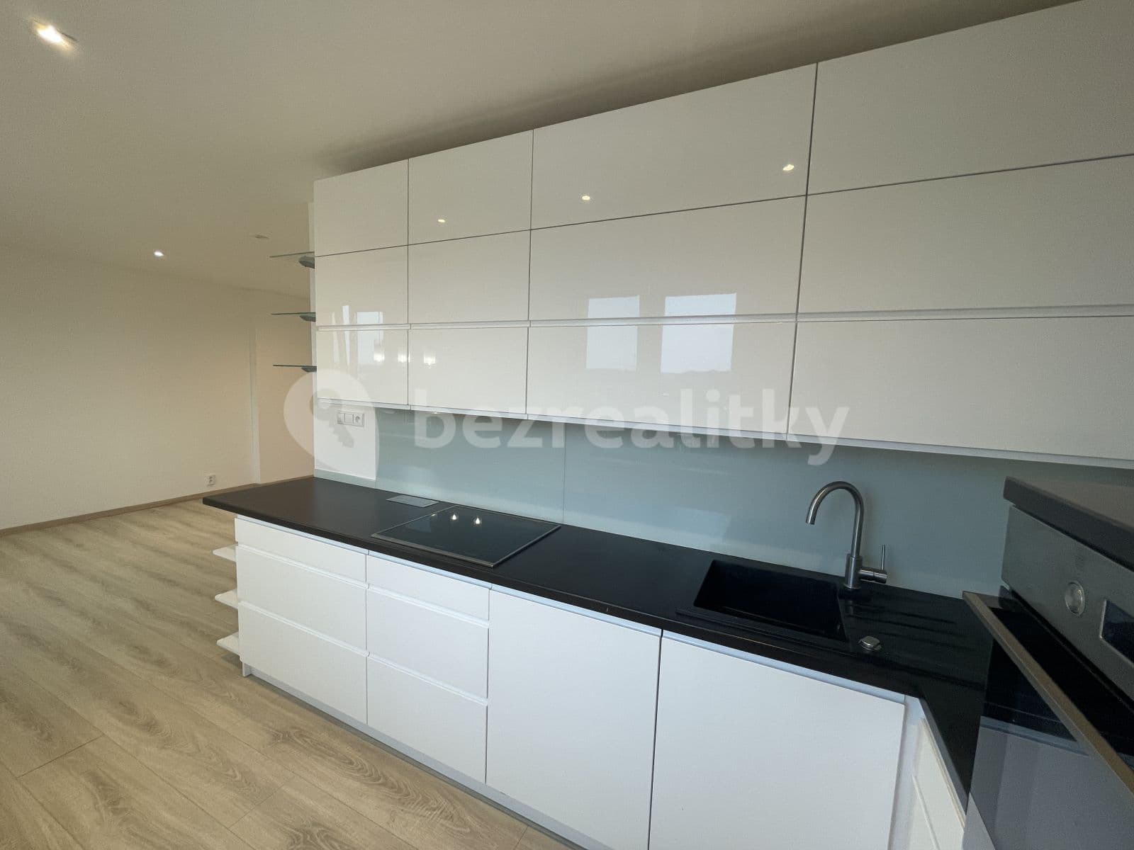 Pronájem bytu 2+kk 50 m², Zelenečská, Praha, Praha Pronájem bytu 2+kk 50 m², Zelenečská, Praha, Praha