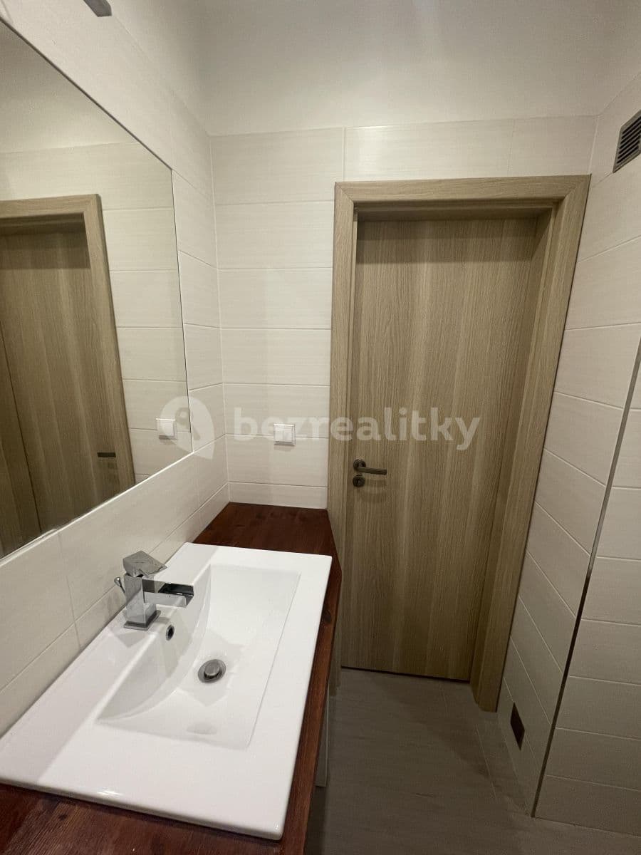 Pronájem bytu 2+kk 50 m², Zelenečská, Praha, Praha Pronájem bytu 2+kk 50 m², Zelenečská, Praha, Praha