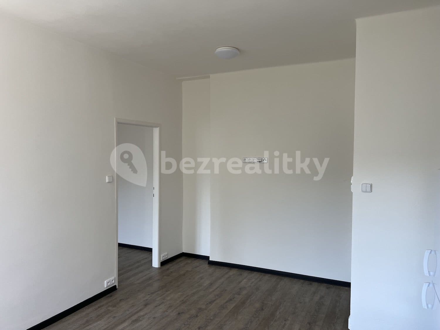 Pronájem bytu 2+kk 43 m², Svojsíkova, Praha, Praha Pronájem bytu 2+kk 43 m², Svojsíkova, Praha, Praha
