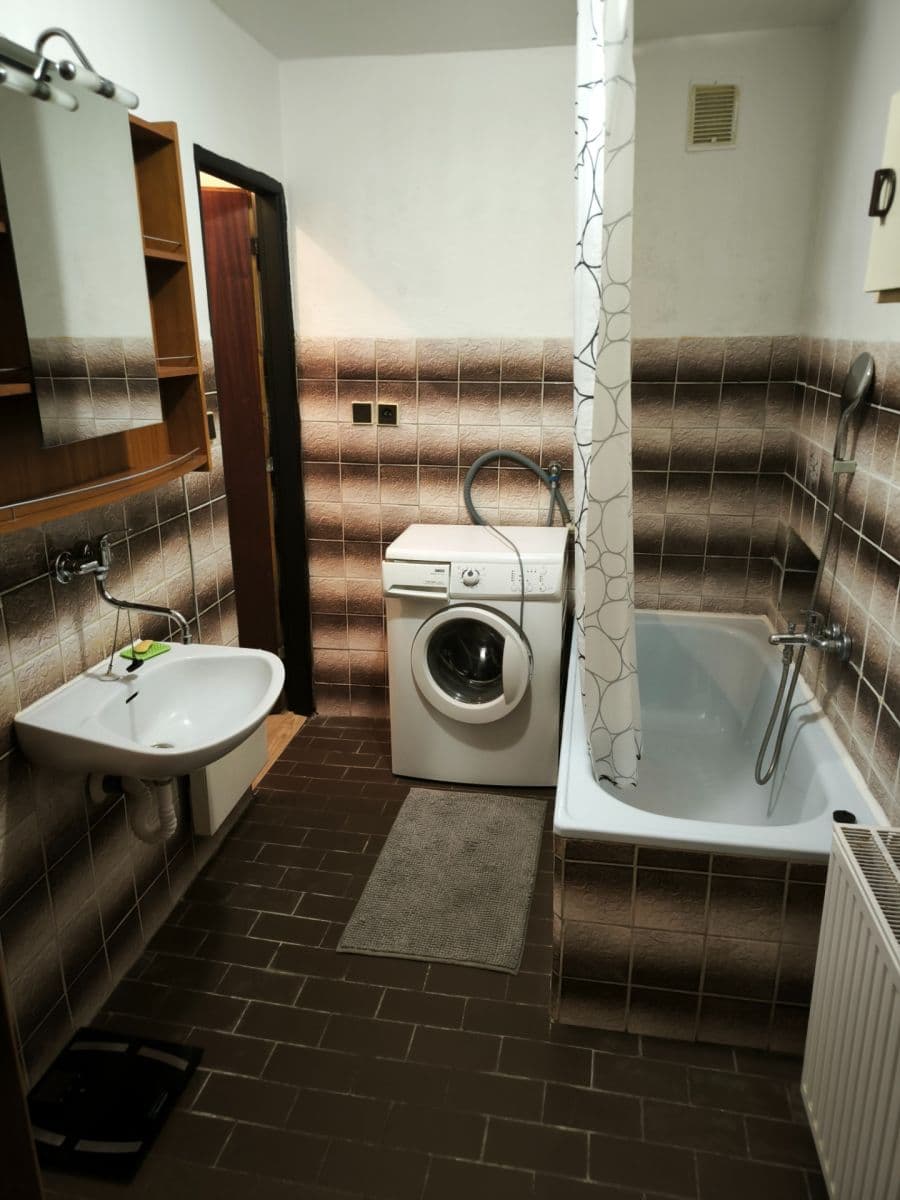 Pronájem bytu 2+1 47 m², U Sýpky, Rajhradice, Jihomoravský kraj Pronájem bytu 2+1 47 m², U Sýpky, Rajhradice, Jihomoravský kraj