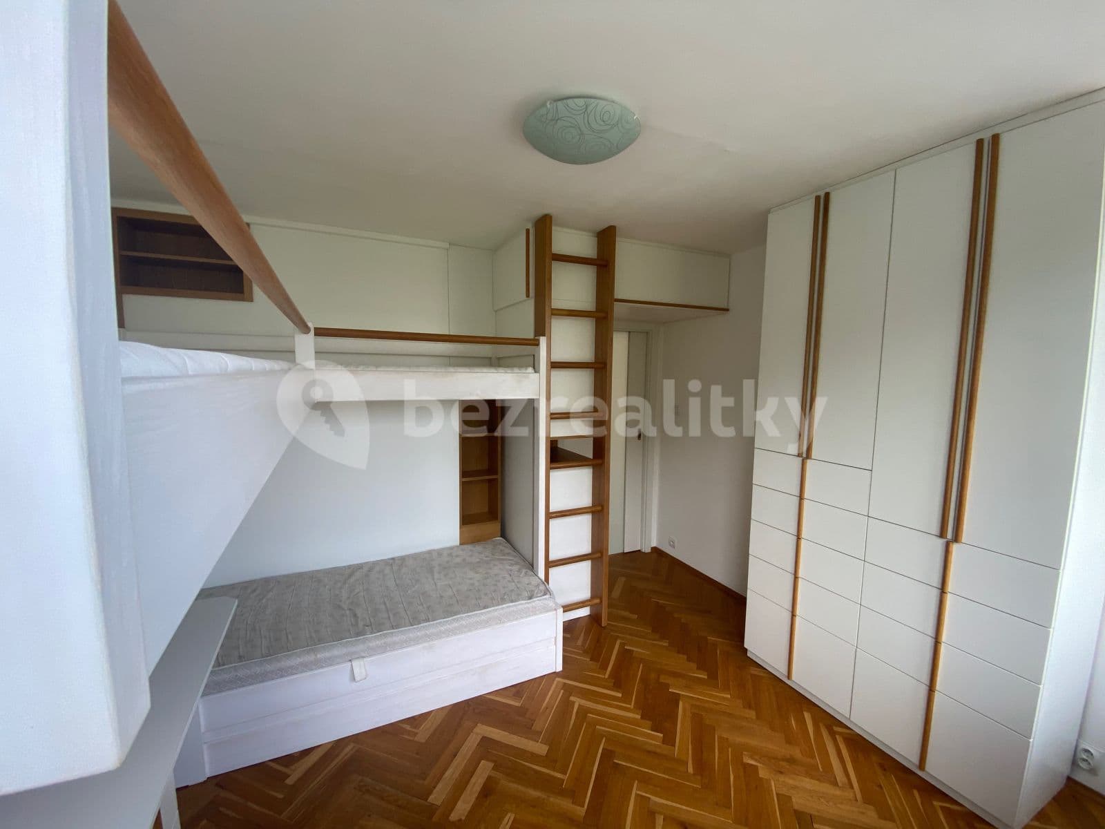 Pronájem bytu 3+kk 60 m², K Olympiku, Praha, Praha Pronájem bytu 3+kk 60 m², K Olympiku, Praha, Praha