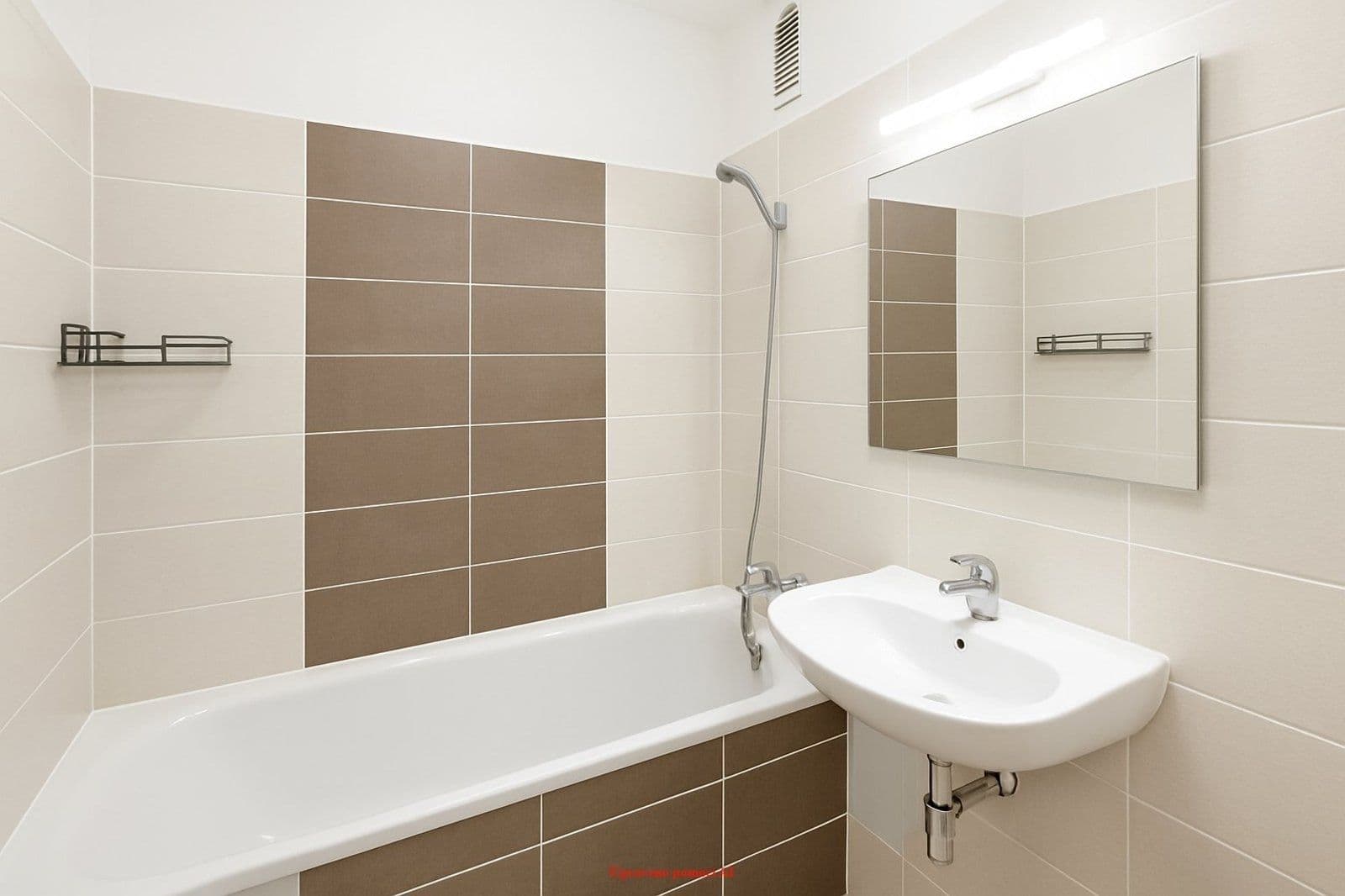 Pronájem bytu 2+1 62 m², Dr. Antonína Vaculíka, Frýdek-Místek, Moravskoslezský kraj Pronájem bytu 2+1 62 m², Dr. Antonína Vaculíka, Frýdek-Místek, Moravskoslezský kraj