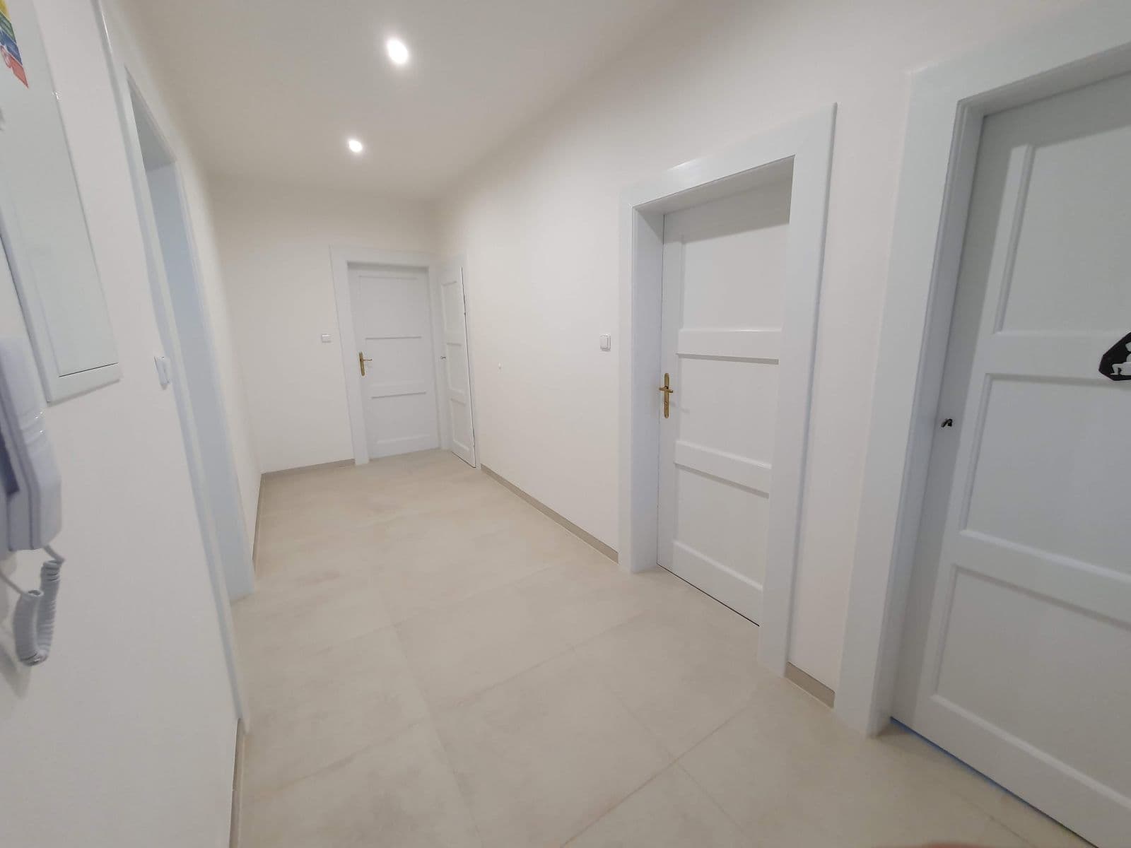 Pronájem bytu 4+kk 160 m², Vochovská, Plzeň, Plzeňský kraj Pronájem bytu 4+kk 160 m², Vochovská, Plzeň, Plzeňský kraj
