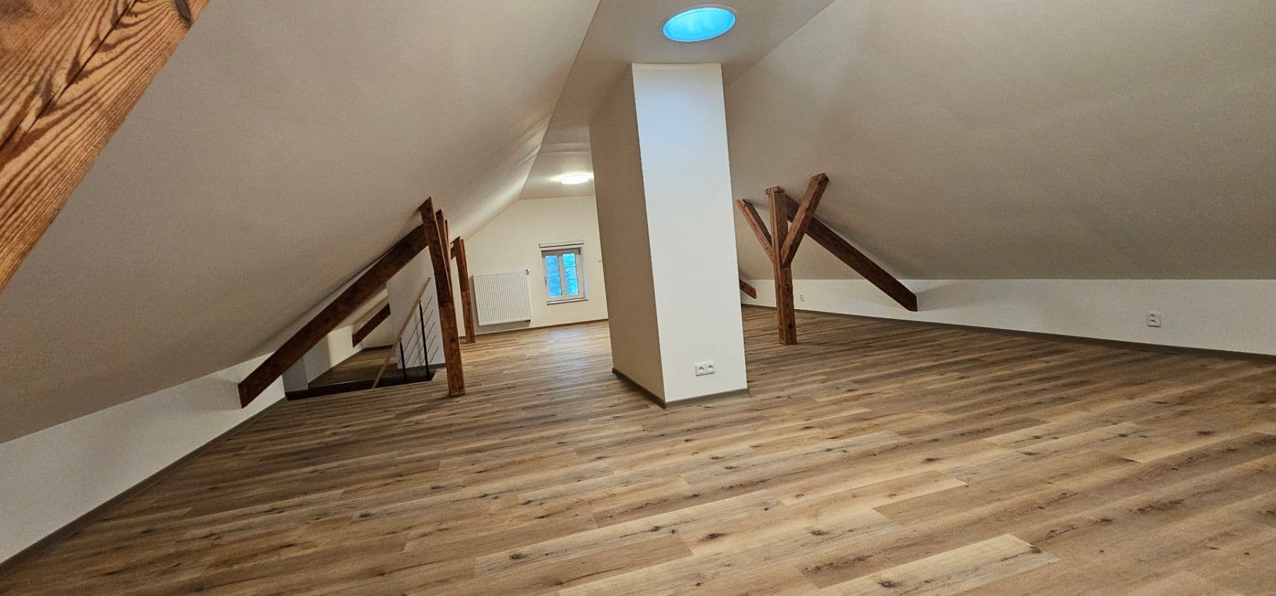 Pronájem bytu 4+kk 160 m², Vochovská, Plzeň, Plzeňský kraj Pronájem bytu 4+kk 160 m², Vochovská, Plzeň, Plzeňský kraj