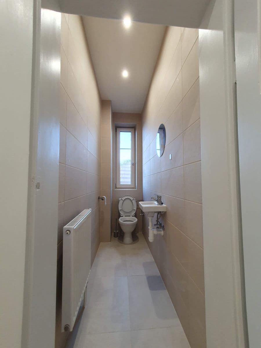 Pronájem bytu 4+kk 93 m², Vochovská, Plzeň, Plzeňský kraj Pronájem bytu 4+kk 93 m², Vochovská, Plzeň, Plzeňský kraj