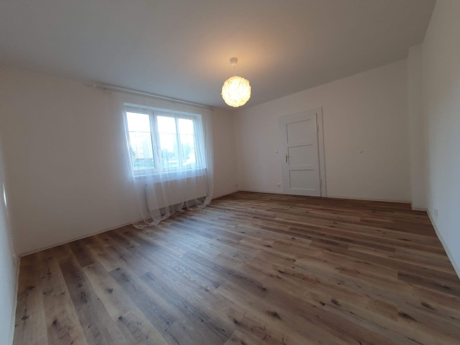 Pronájem bytu 4+kk 93 m², Vochovská, Plzeň, Plzeňský kraj Pronájem bytu 4+kk 93 m², Vochovská, Plzeň, Plzeňský kraj