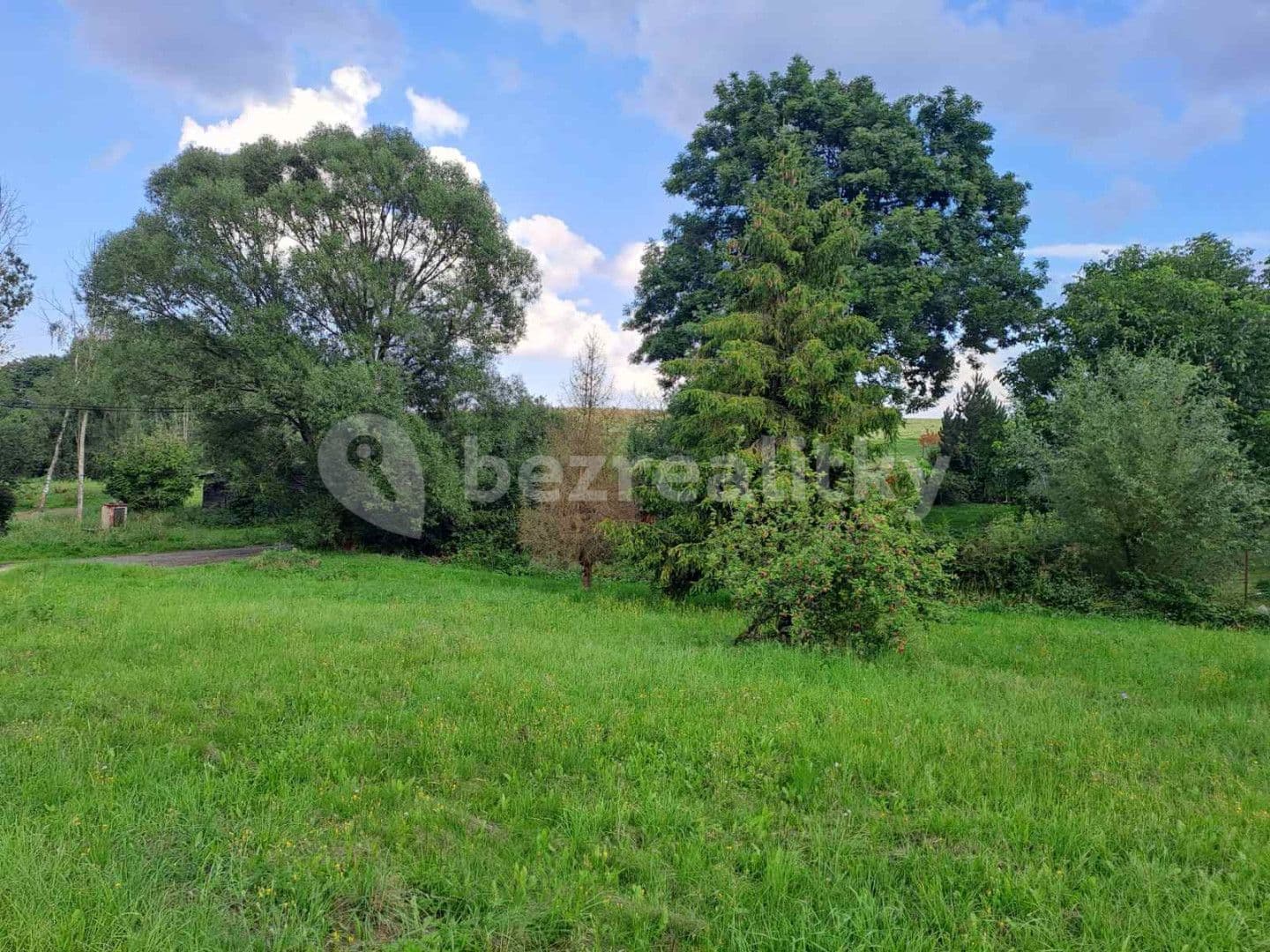 Prodej pozemku 1.357 m², Mezina, Moravskoslezský kraj