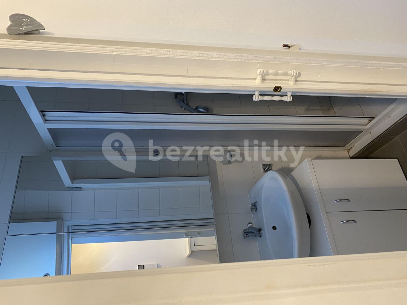Pronájem bytu 1+1 55 m², Nad Kajetánkou, Praha, Praha Pronájem bytu 1+1 55 m², Nad Kajetánkou, Praha, Praha