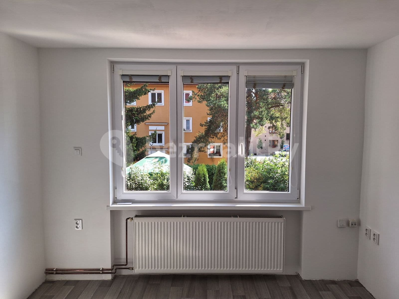 Pronájem bytu 1+1 35 m², Husova čtvrť, Rosice, Jihomoravský kraj Pronájem bytu 1+1 35 m², Husova čtvrť, Rosice, Jihomoravský kraj