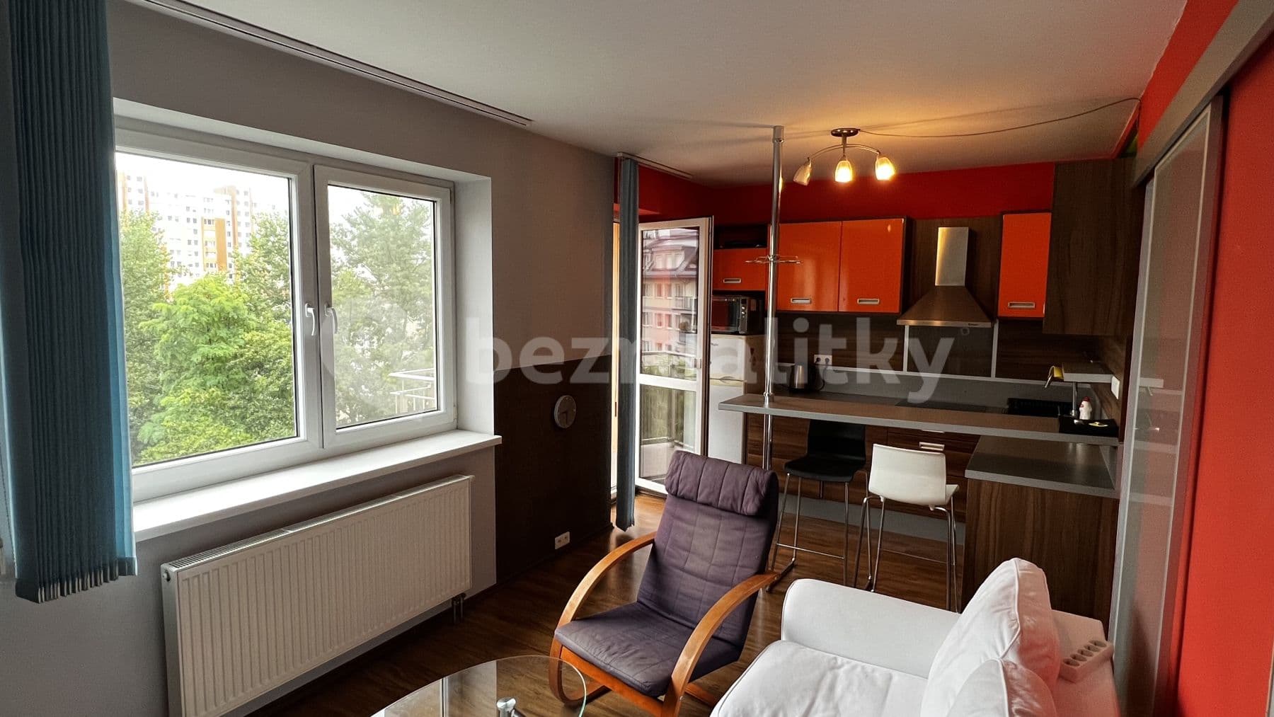 Pronájem bytu 1+1 38 m², Lužná, Petržalka, Bratislavský kraj Pronájem bytu 1+1 38 m², Lužná, Petržalka, Bratislavský kraj