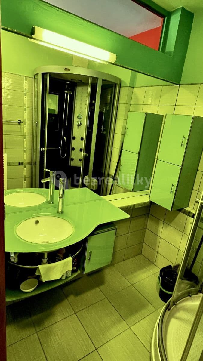 Pronájem bytu 1+1 38 m², Lužná, Petržalka, Bratislavský kraj Pronájem bytu 1+1 38 m², Lužná, Petržalka, Bratislavský kraj