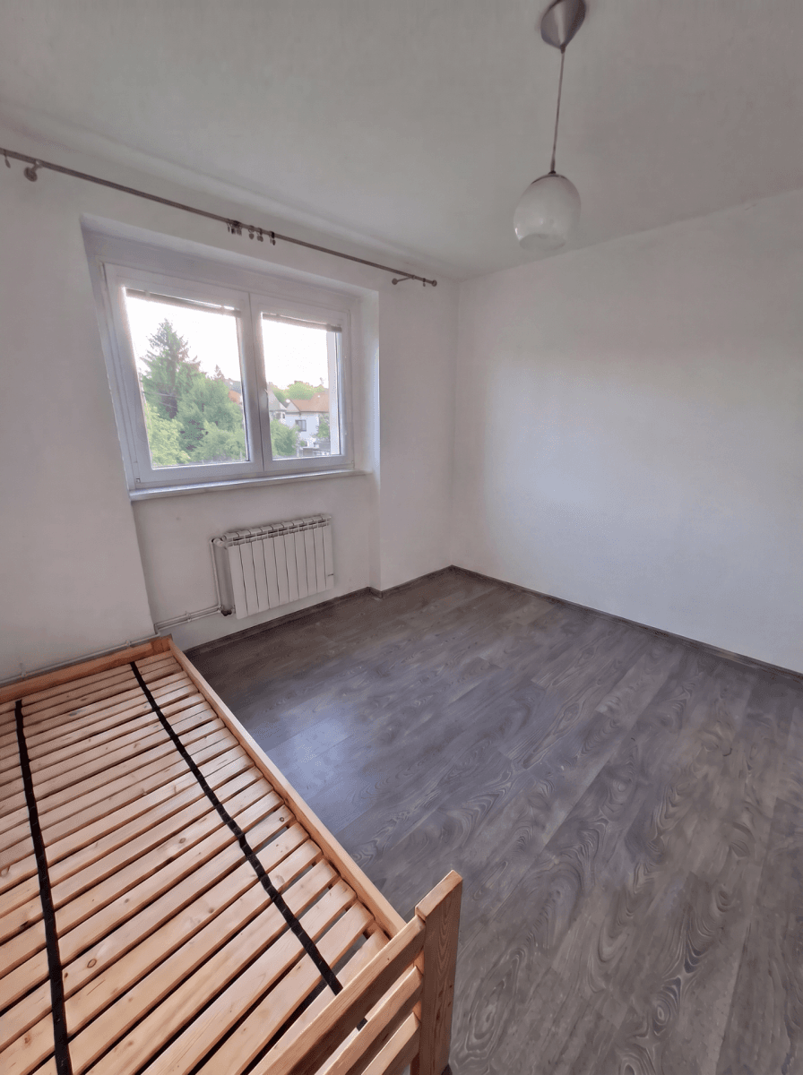 Pronájem bytu 3+1 100 m², V Paloukách, Zruč nad Sázavou, Středočeský kraj Pronájem bytu 3+1 100 m², V Paloukách, Zruč nad Sázavou, Středočeský kraj