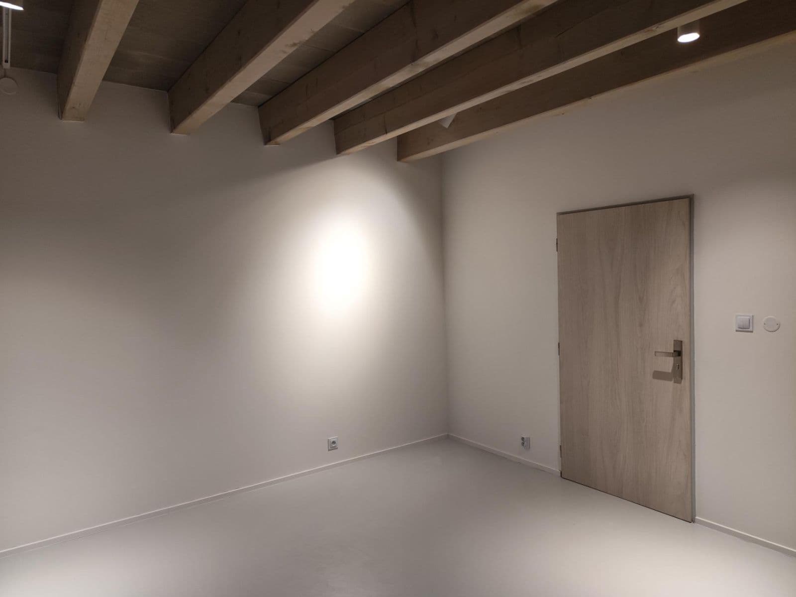 Pronájem bytu 1+kk 30 m², Myslbekova, Brno, Jihomoravský kraj Pronájem bytu 1+kk 30 m², Myslbekova, Brno, Jihomoravský kraj
